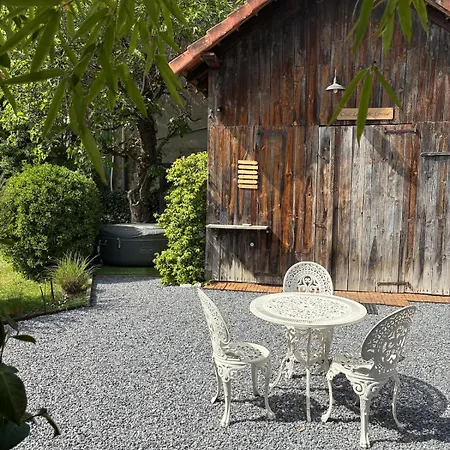 Cabanon Historique Avec Jacuzzi Prive & Jardin - Alpehytte *